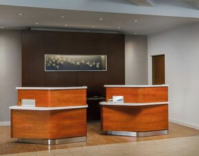 Courtyard by Marriott Los Angeles Woodland Hills