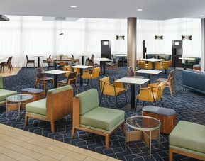 Courtyard by Marriott Los Angeles Woodland Hills
