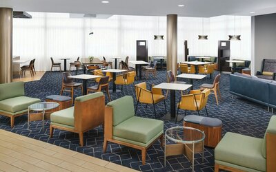 Courtyard by Marriott Los Angeles Woodland Hills