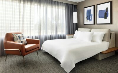 Courtyard by Marriott Los Angeles Woodland Hills