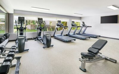 Courtyard by Marriott Los Angeles Woodland Hills