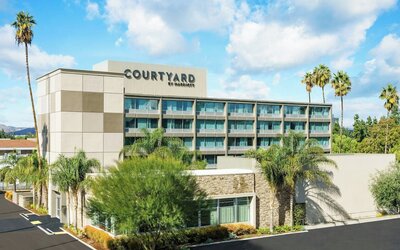 Courtyard by Marriott Los Angeles Woodland Hills