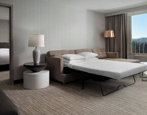 Warner Center Marriott Woodland Hills