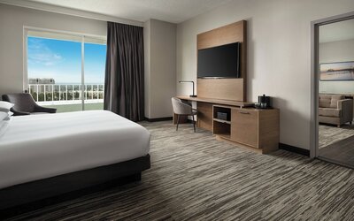 Warner Center Marriott Woodland Hills