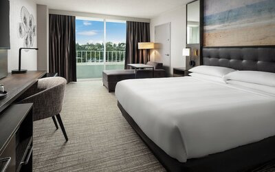 Warner Center Marriott Woodland Hills