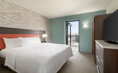 Home2 Suites By Hilton Woodland Hills