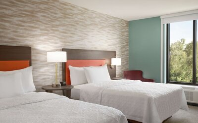 Home2 Suites By Hilton Woodland Hills