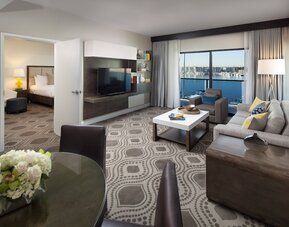 Marina del Rey Hotel