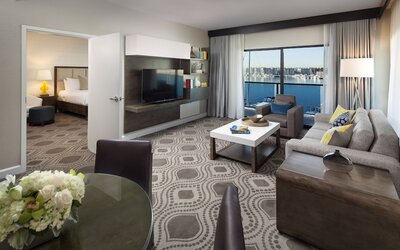 Marina del Rey Hotel