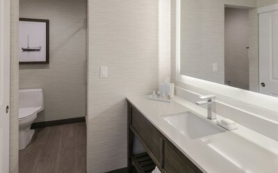 Marina del Rey Hotel