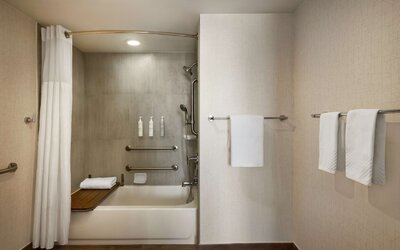 Embassy Suites by Hilton Miami International Airport