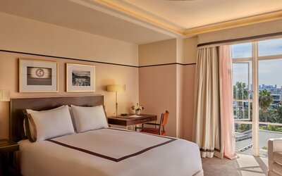 Sunset Tower Hotel
