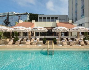 Sunset Tower Hotel