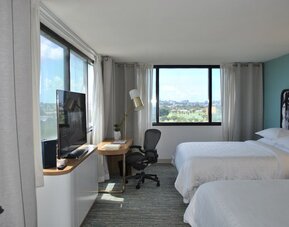 Sheraton Miami Airport Hotel & Executive Meeting Center