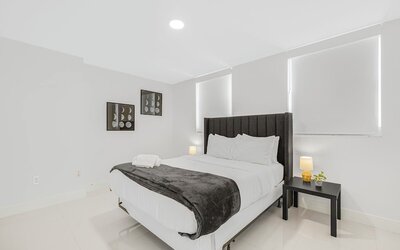 Chic Brickell Condos – Prime Location