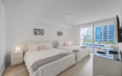 Chic Brickell Condos – Prime Location