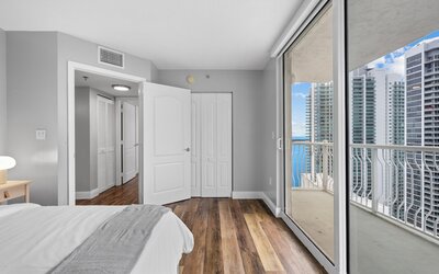 Chic Brickell Condos – Prime Location