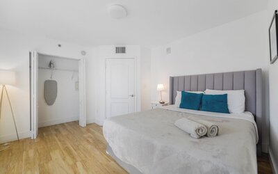 Chic Brickell Condos – Prime Location