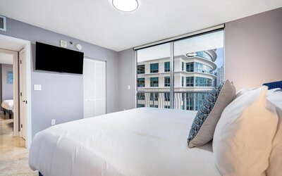 Chic Brickell Condos – Prime Location