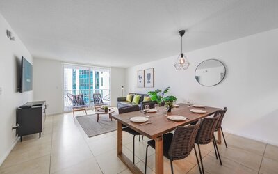 Chic Brickell Condos – Prime Location