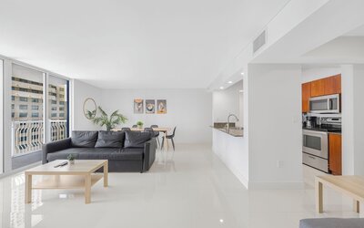 Chic Brickell Condos – Prime Location