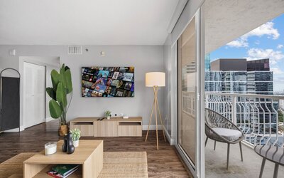 Chic Brickell Condos – Prime Location