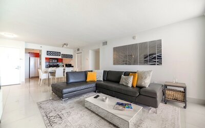 Chic Brickell Condos – Prime Location