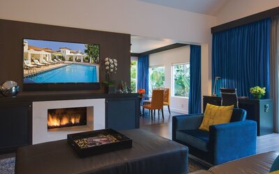 Sunset Marquis