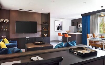 Sunset Marquis