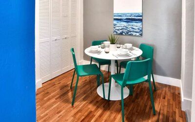 Broadway Suites Downtown by RocketStay