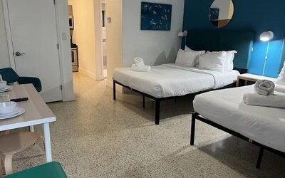 Broadway Suites Downtown by RocketStay