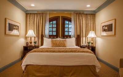 Best Western Plus Sunset Plaza Hotel