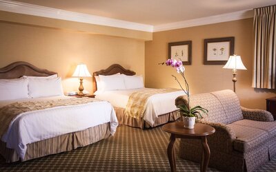 Best Western Plus Sunset Plaza Hotel