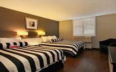 Ramada Plaza by Wyndham West Hollywood Hotel & Suites