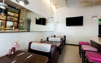 Ramada Plaza by Wyndham West Hollywood Hotel & Suites