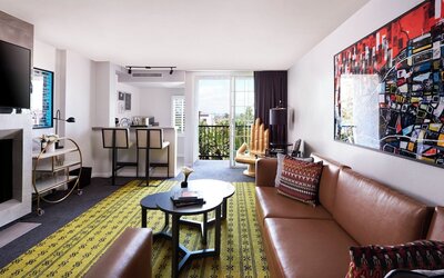 Montrose at Beverly Hills