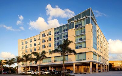 Hyatt Place Miami Airport-East