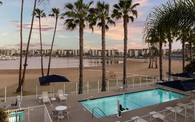 Jamaica Bay Inn Marina Del Rey,Tapestry Collection by Hilton