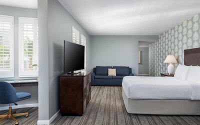 Jamaica Bay Inn Marina Del Rey,Tapestry Collection by Hilton