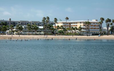 Jamaica Bay Inn Marina Del Rey,Tapestry Collection by Hilton