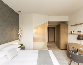 Kimpton La Peer Hotel by IHG