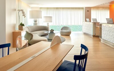 The Valorian Los Angeles, Curio Collection by Hilton