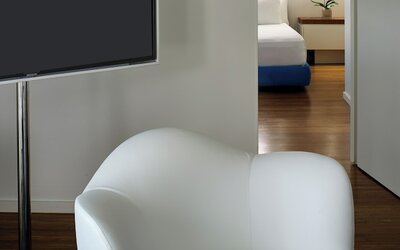 The Valorian Los Angeles, Curio Collection by Hilton