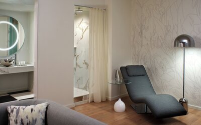 The Valorian Los Angeles, Curio Collection by Hilton