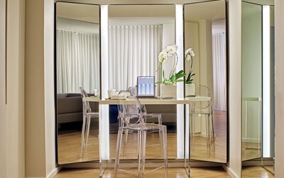 The Valorian Los Angeles, Curio Collection by Hilton