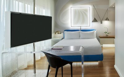 The Valorian Los Angeles, Curio Collection by Hilton