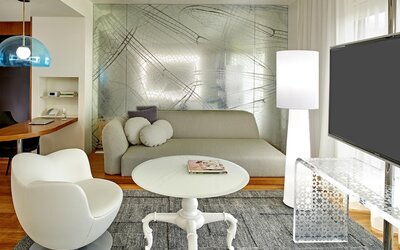 The Valorian Los Angeles, Curio Collection by Hilton