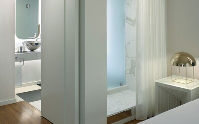 The Valorian Los Angeles, Curio Collection by Hilton