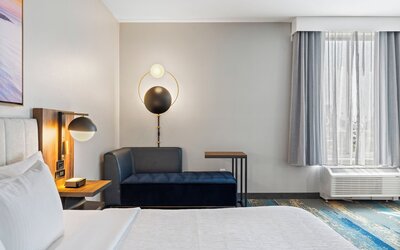 La Quinta Inn & Suites by Wyndham La Habra