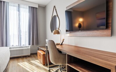 La Quinta Inn & Suites by Wyndham La Habra